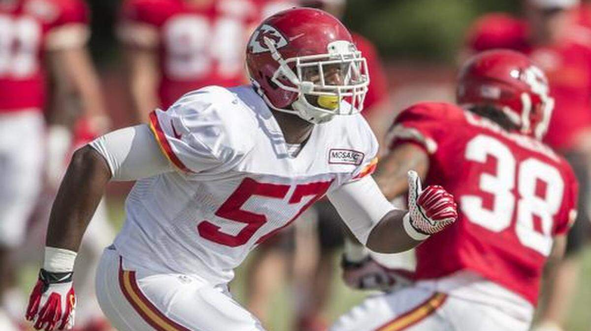 
Kansas City Chiefs linebacker Nico Johnson is in a battle to win the inside linebacker job open because of Joe Mays’ injury.


