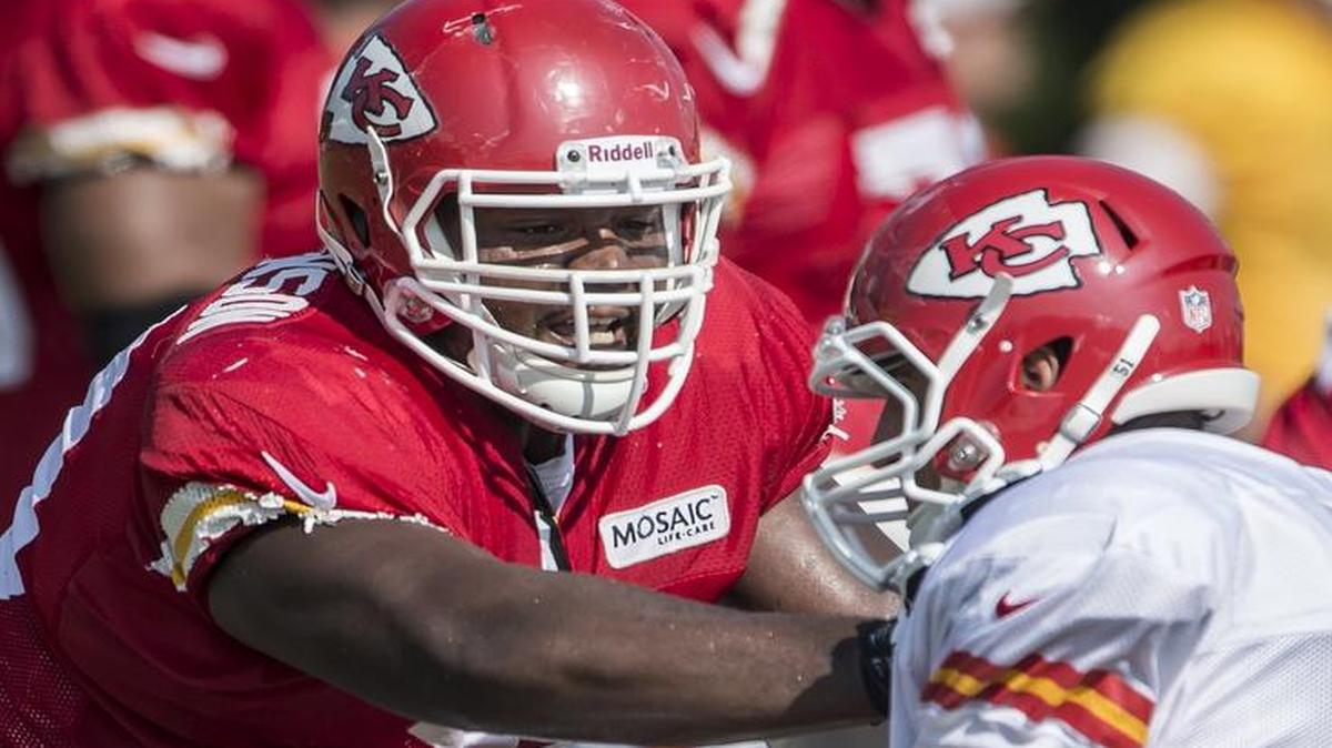 
Donald Stephenson (left) was to start last season at right tackle before a four-game suspension.
