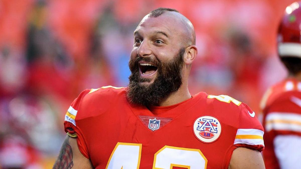 Chiefs fullback Anthony Sherman gives his surprised look to fans before the preseason finale against the Green Bay Packers.