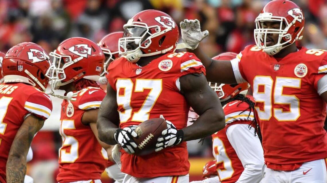 Former teammates pay tribute to ex-Chiefs defensive end who died at age of 37