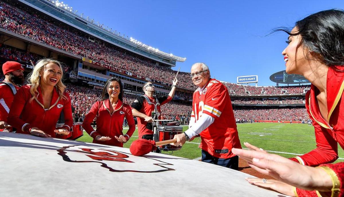 Former Kansas City Chiefs player Johnny Robinson gets the crowd pumped up by beating the team drum before the start of Sunday’s football game on October 28, 2018 at Arrowhead Stadium in Kansas City, Mo.