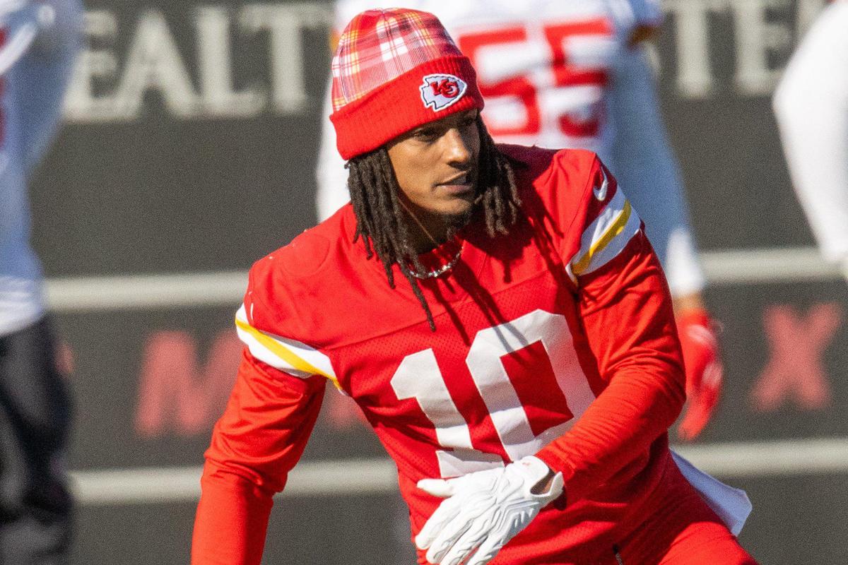 Kansas City Chiefs running back Isiah Pacheco warms up during Chiefs practice on Wednesday, Nov. 20, 2024.