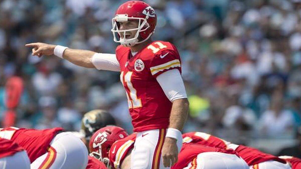 
Kansas City Chiefs quarterback Alex Smith is in negotiations for a new contract, but Smith says he won’t let talks go on indefinitely.
