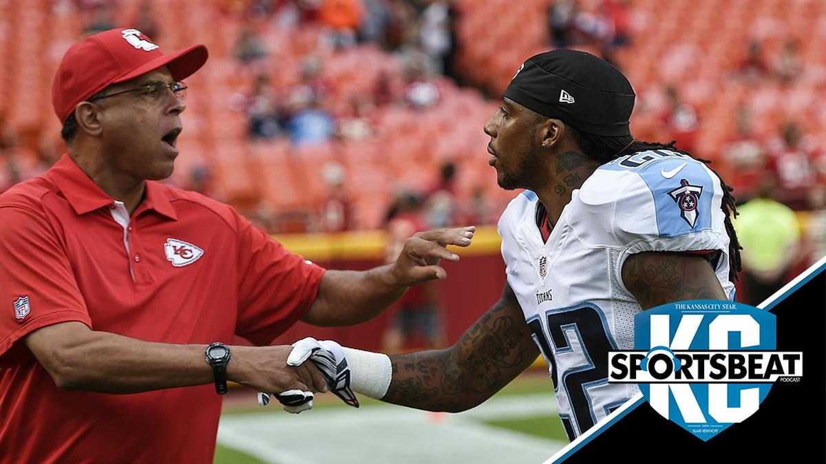 David Culley (left) was assistant head coach and wide receivers coach with the Chiefs before he left to be the Bills’ quarterbacks coach. He’s reportedly the new head coach of the Houston Texans.