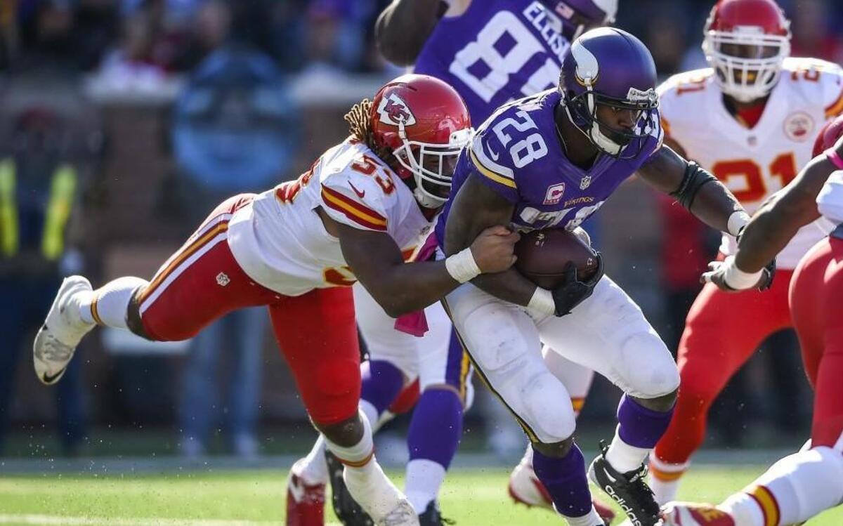 
Kansas City Chiefs inside linebacker Ramik Wilson tackled Minnesota Vikings running back Adrian Peterson behind the line of scrimmage in the third quarter of Sunday’s game.
