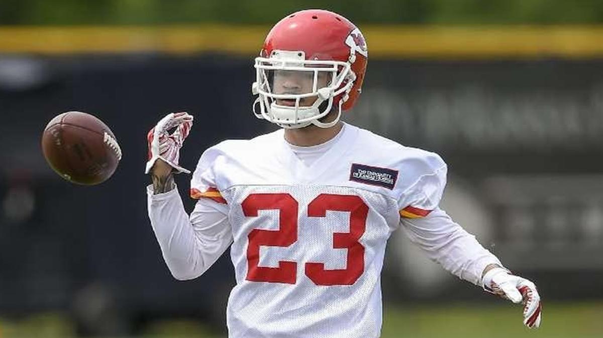 Phillip Gaines started and played the first defensive series at right cornerback for the Chiefs on Saturday against the Bears.