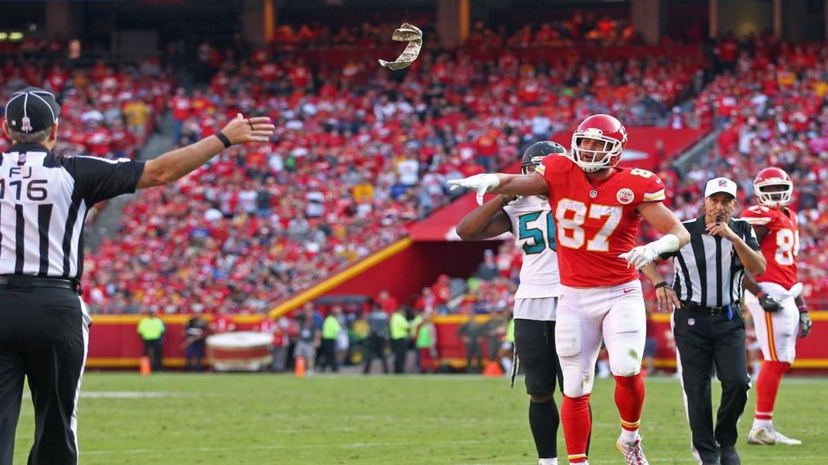 Kansas City Chiefs tight end Travis Kelce threw a towel toward field judge Mike Weatherford after receiving an unsportsmanlike conduct penalty during Sunday’s game.