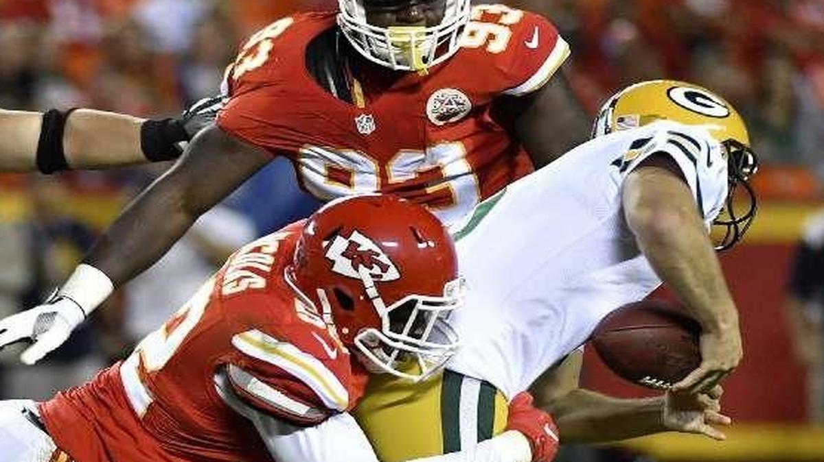 Chiefs linebacker Dadi Nicolas sacked Packers quarterback Joe Callahan in the third quarter of Thursday’s preseason game at Arrowhead Stadium.