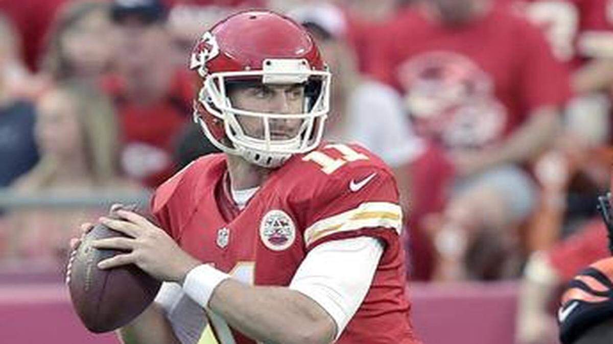 
Kansas City Chiefs quarterback Alex Smith (11) and the starting offense didn’t always click against the Cincinnati Bengals on August 7 at Arrowhead Stadium.


