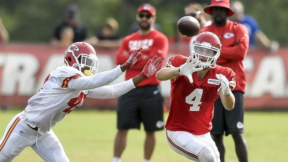 Wide receiver Gehrig Dieter, right, was one of 10 players signed to reserve-futures contracts with the Chiefs this week.