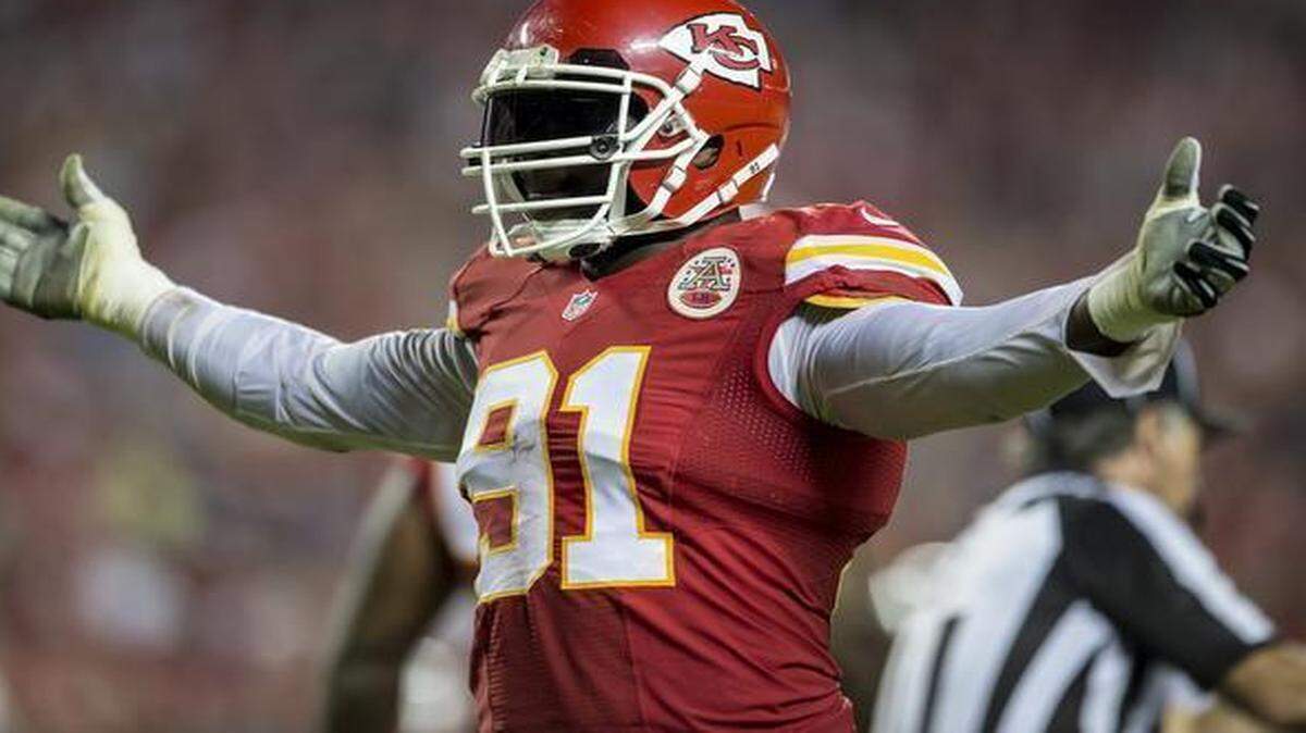 
Kansas City Chiefs outside linebacker Tamba Hali
