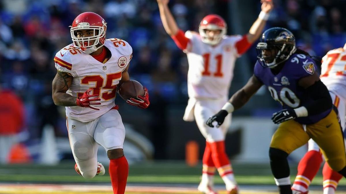 Chiefs running back Charcandrick West broke free for a 38-yard touchdown run in the Sunday’s first quarter against the Ravens in Baltimore.