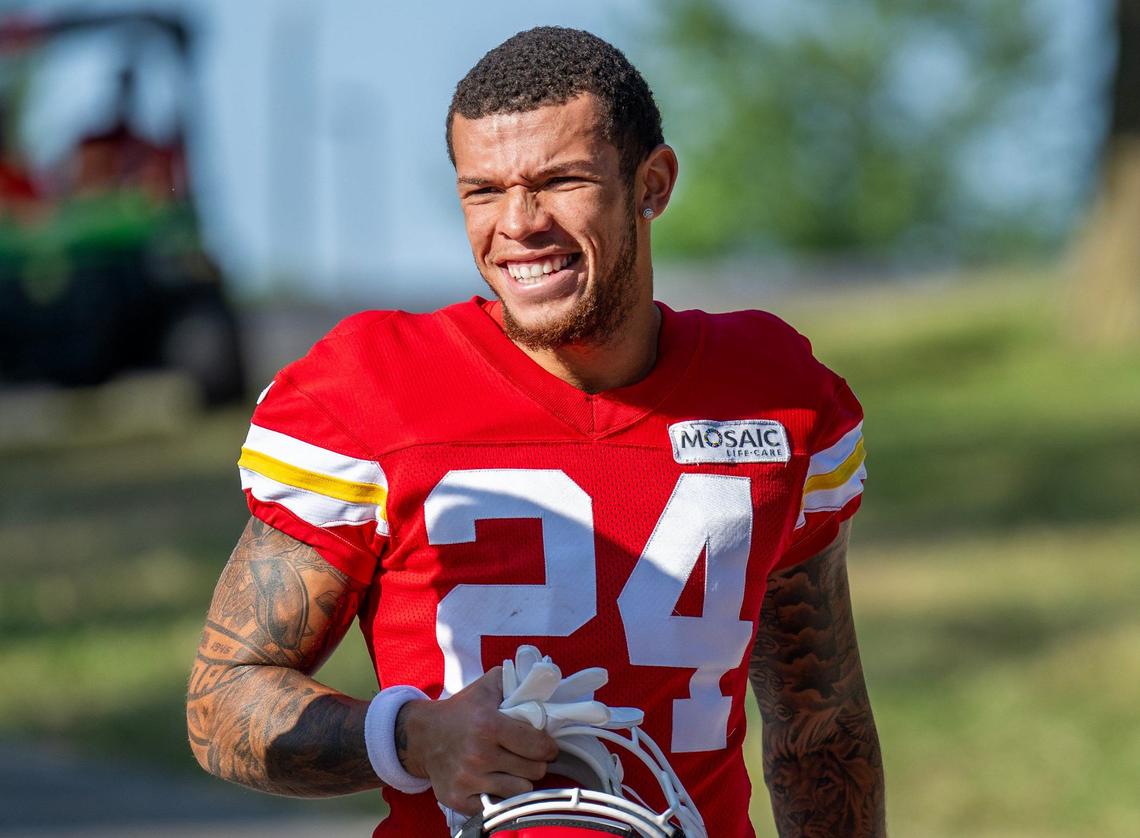 Kansas City Chiefs wide receiver Skyy Moore (24) walks down to the field for practice while greeting fans at Chiefs training camp on Sunday, Aug. 4, 2024, in St. Joseph.