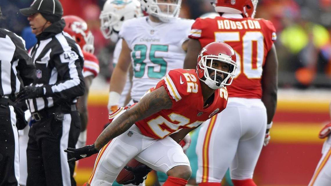 Marcus Peters (front) will be playing cornerback for the Rams next season, not the Chiefs.