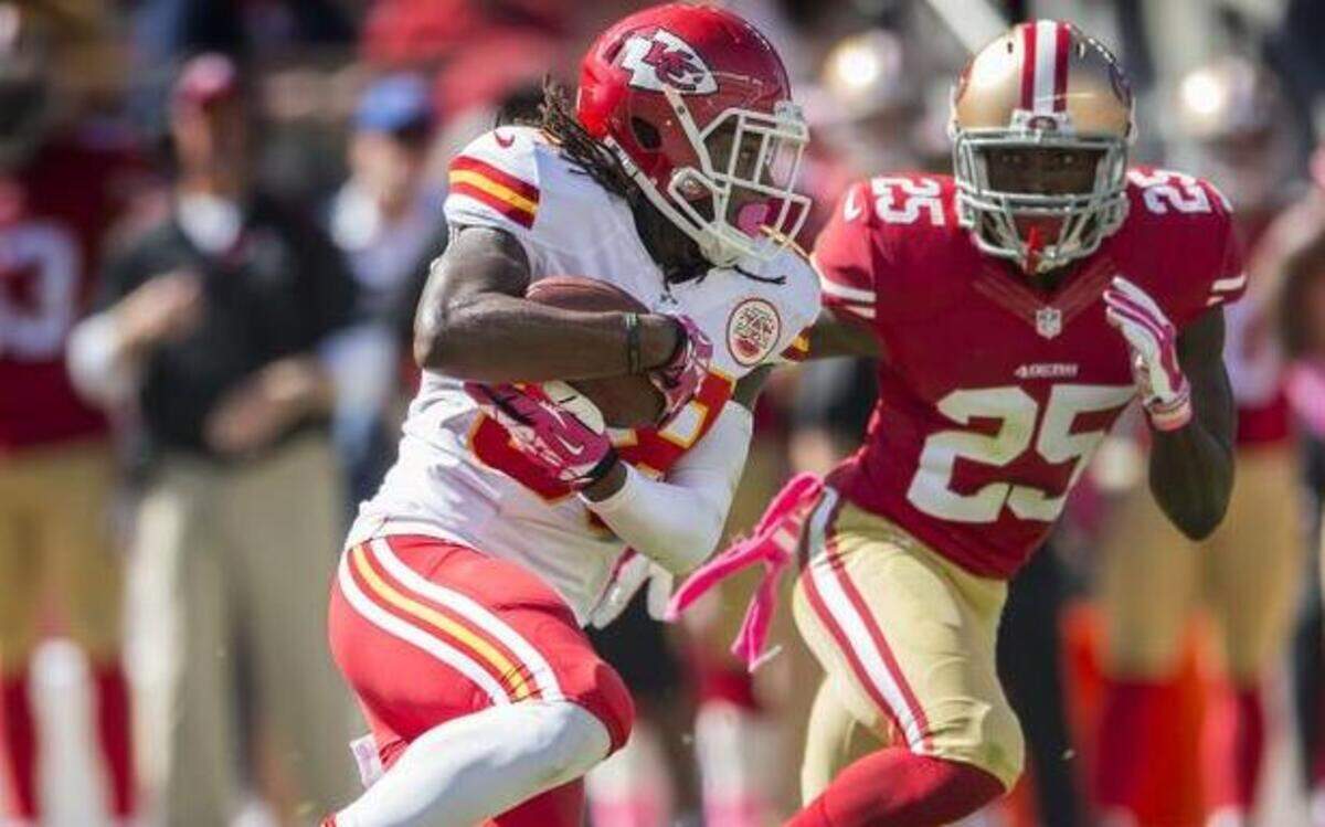 
Chiefs wide receiver Junior Hemingway produced 50 yards on four catches against the 49ers, gaining a chunk of that real estate after the catch.
