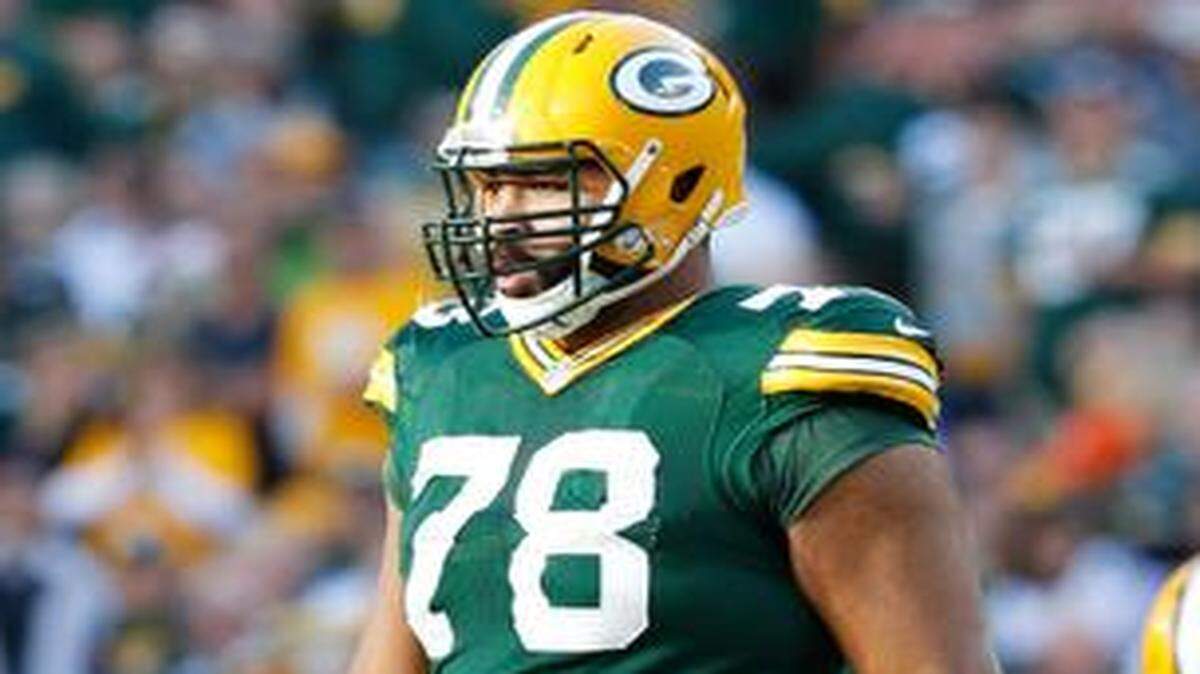 
Former Green Bay Packers tackle Derek Sherrod has joined the Chiefs on a reserve-futures contract.
