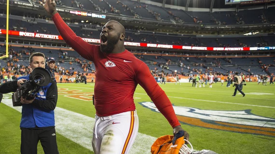 Kansas City Chiefs outside linebacker Tamba Hali (91) shouted in celebration after the Chiefs' 29-13 win over the Denver Broncos on Sunday, November 15, 2015 at Sports Authority Field in Denver, Co.