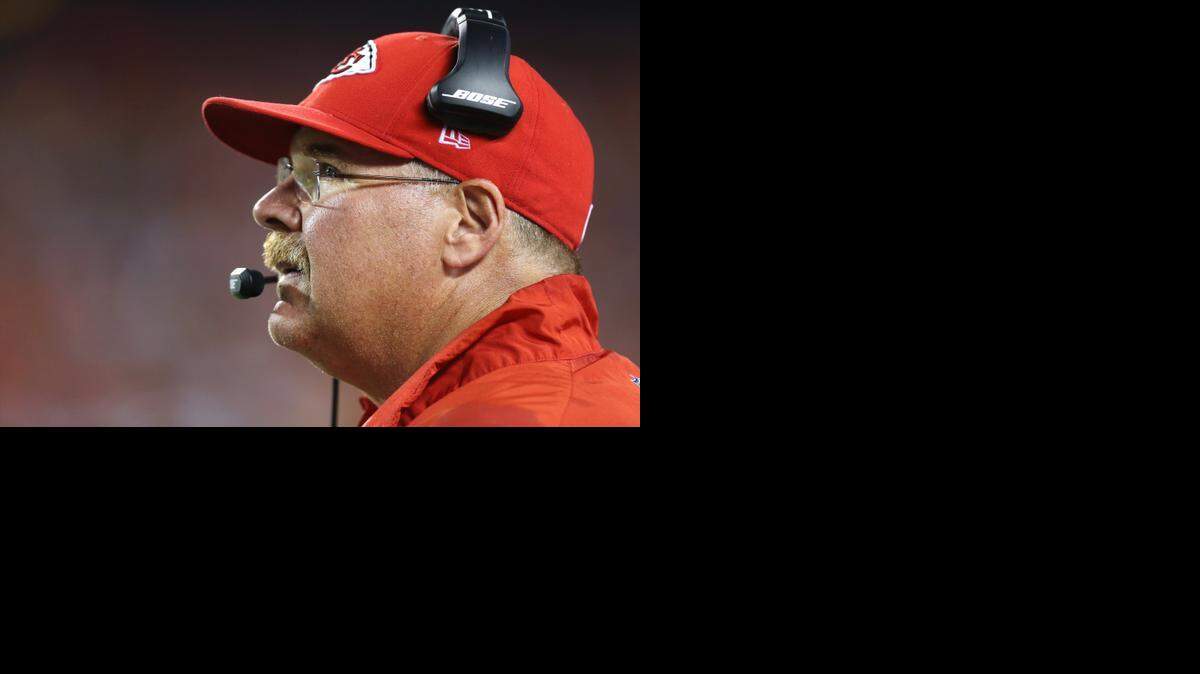 
Chiefs head coach Andy Reid was pleased with Mike McGlynn’s performance on the offensive line in the preseason game against the Green Bay Packers.


