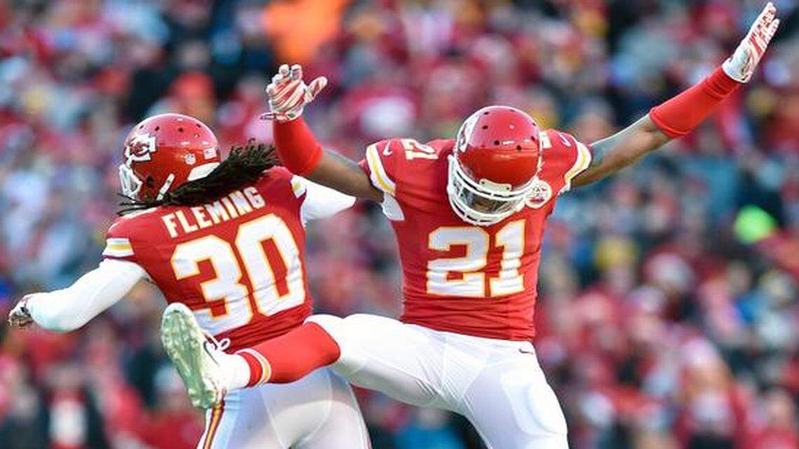 
Chiefs defensive back Jamell Fleming (30) and cornerback Sean Smith celebrated after Fleming broke up a third-down pass in the closing seconds of the third quarter against the San Diego Chargers on Sunday at Arrowhead Stadium.
