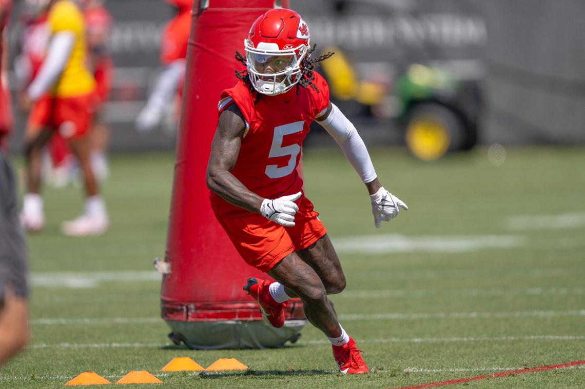 Kansas City Chiefs wide receiver Hollywood Brown (5) participates in a warm up drill during the second day of mandatory mini-camp practice at the Chiefs training complex on Wednesday, June 12, 2024, in Kansas City.