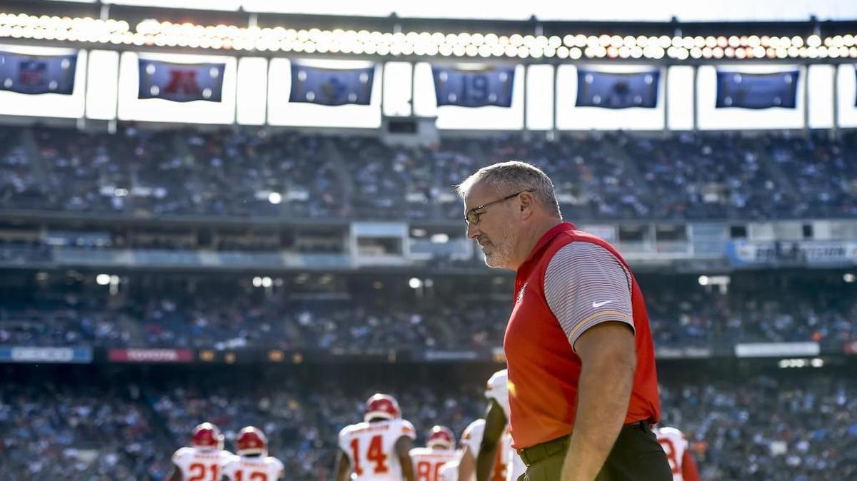 Kansas City Chiefs special tams coach Dave Toub walked the sideline before the kickoff against the San Diego Chargers on Jan. 1 at Qualcomm Stadium in San Diego. Toub has had an inquiry about the Chargers’ head coaching vacancy.