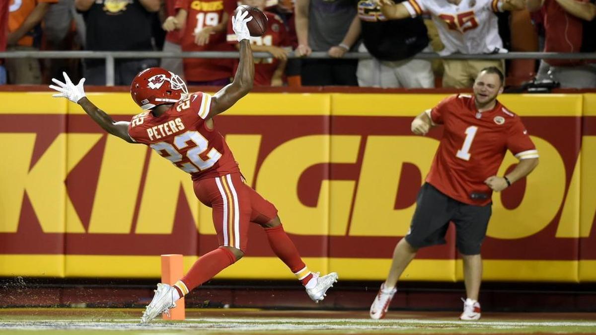 
Chiefs cornerback Marcus Peters danced into the end zone after returning an interception in the second quarter of Thursday’s game against the Broncos at Arrowhead Stadium.
