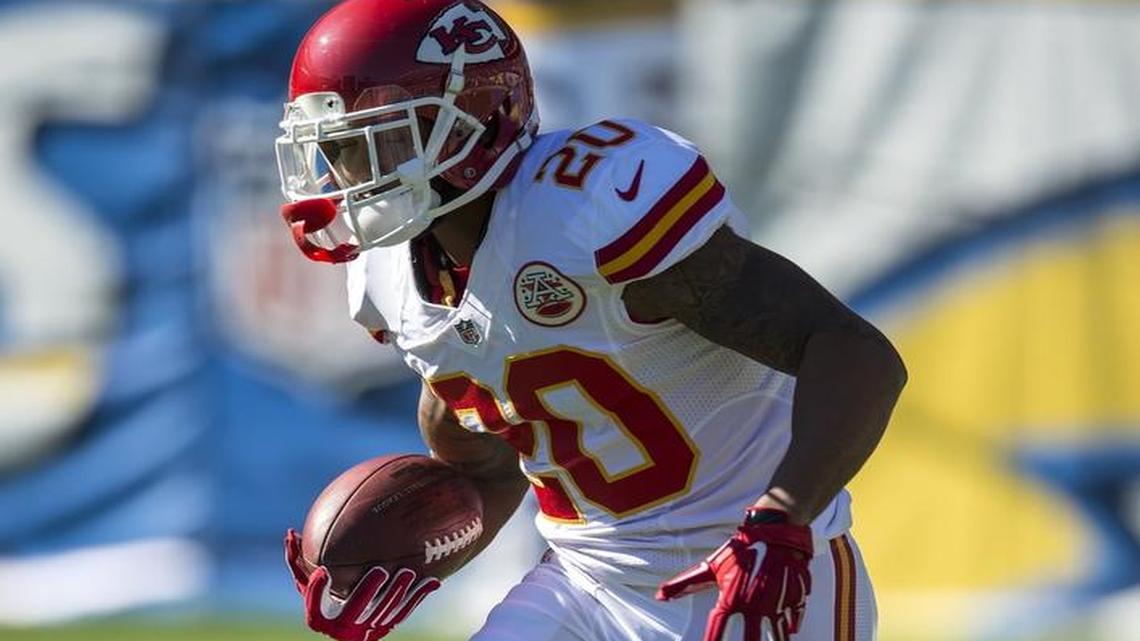 Chiefs cornerback Steven Nelson practiced returning kicks before a game last year against the San Diego Chargers.