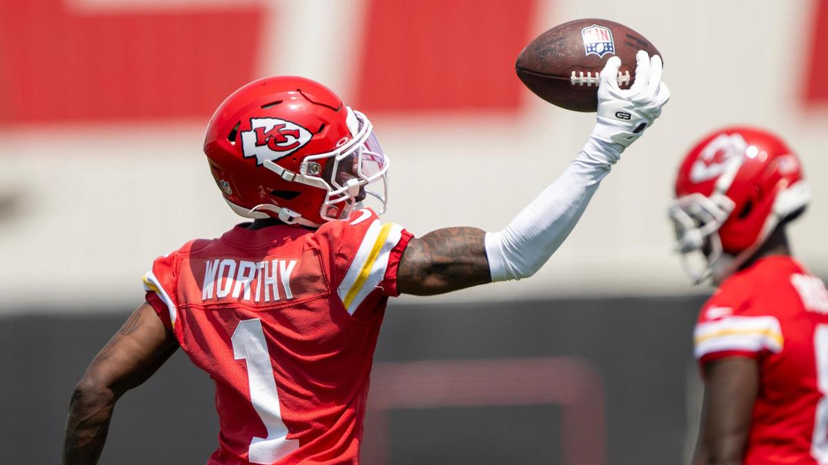 Kansas City Chiefs wide receiver Xavier Worthy (1) goes for a pass during OTAs at the team’s practice facility on Wednesday, June 4, 2025, in Kansas City.