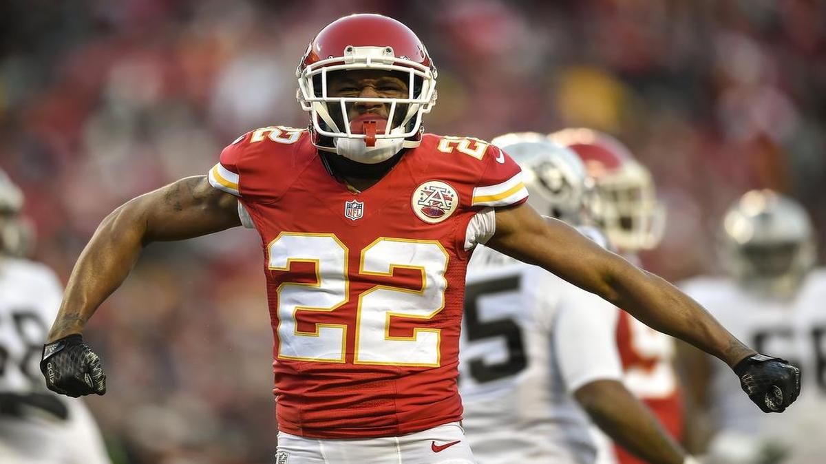 Chiefs rookie cornerback Marcus Peters shows ability and instincts beyond his years, his teammates say.