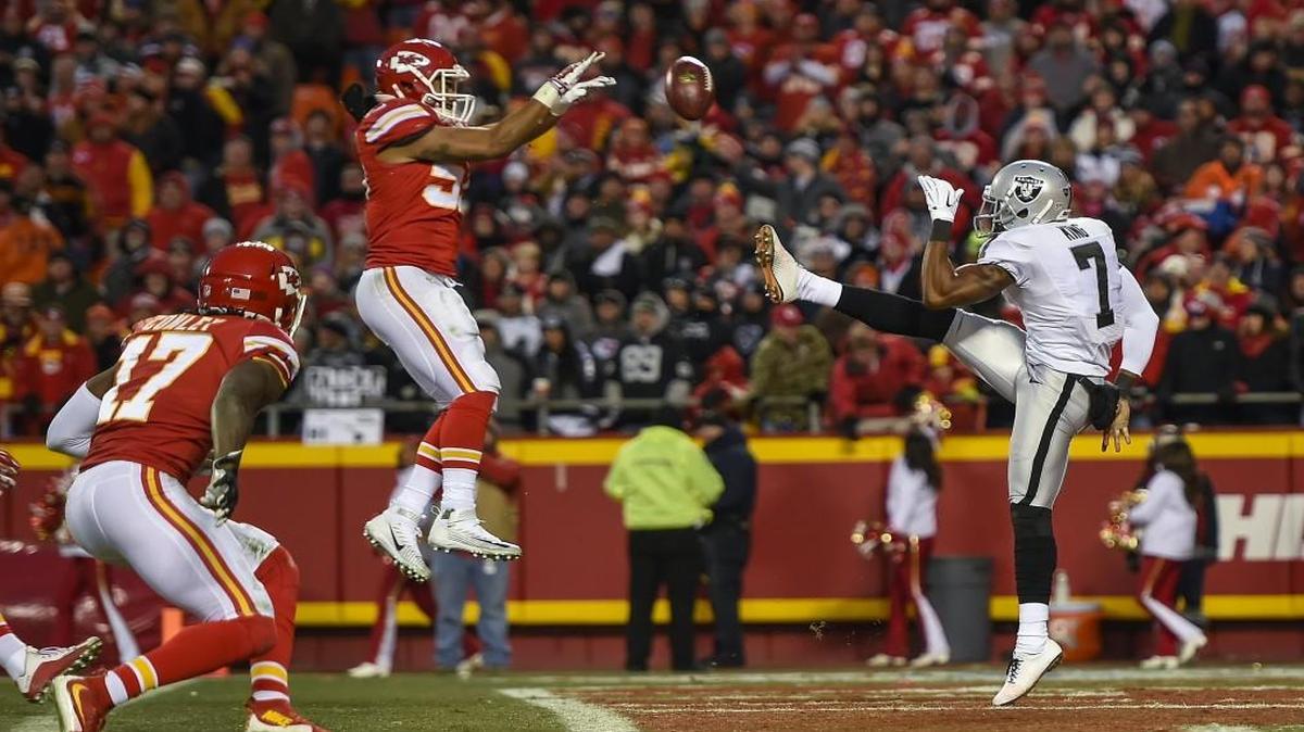 Kansas City Chiefs linebacker D.J. Alexander blocked the third quarter punt of Oakland Raiders punter Marquette King for a safety on Sunday.