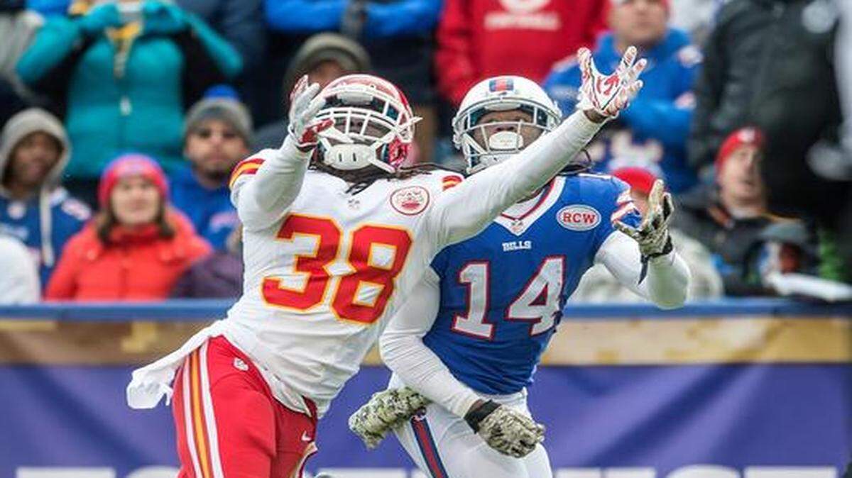 
Kansas City Chiefs strong safety Ron Parker (38) held Buffalo Bills wide receiver Sammy Watkins (14) to four catches on 10 targets during NFL action on November 9, 2014 at Ralph Wilson Stadium in Orchard Park, N.Y.
