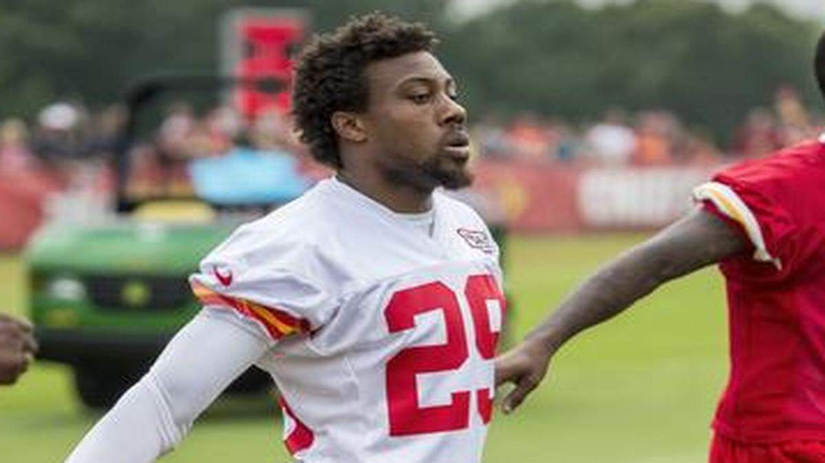 
Kansas City Chiefs safety Eric Berry (29) worked with the injured players recently during Kansas City Chiefs summer training camp practice at Missouri Western State University in St. Joseph, Mo.

