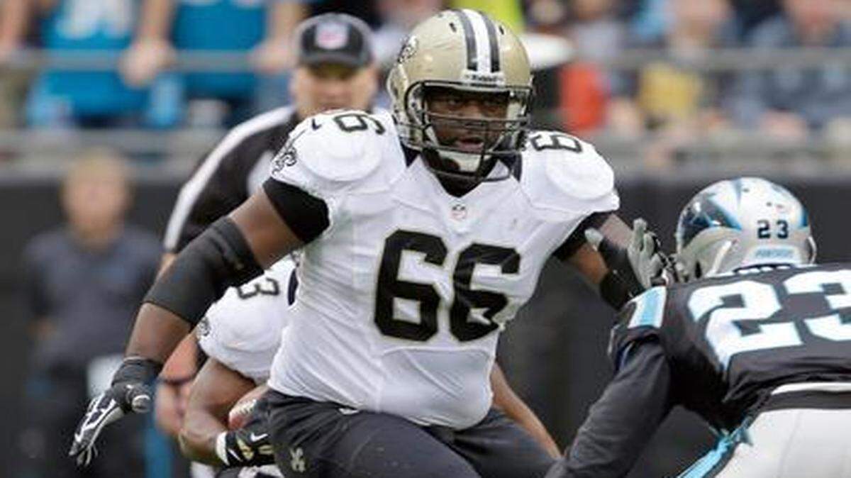 
The Chiefs have acquired guard Ben Grubbs (66) from the New Orleans Saints for a fifth-round draft pick, according to a source who confirmed the trade to The Star.


