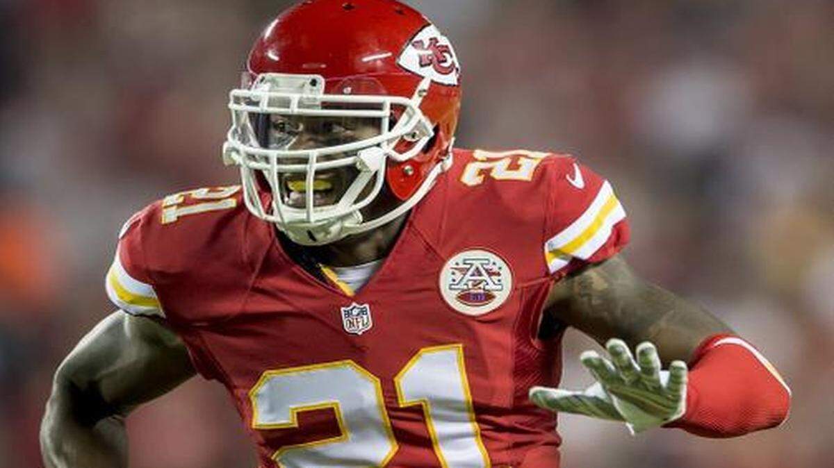 
Chiefs cornerback Sean Smith made 50 tackles, one interception and a career-high 16 pass deflections in 2014.
