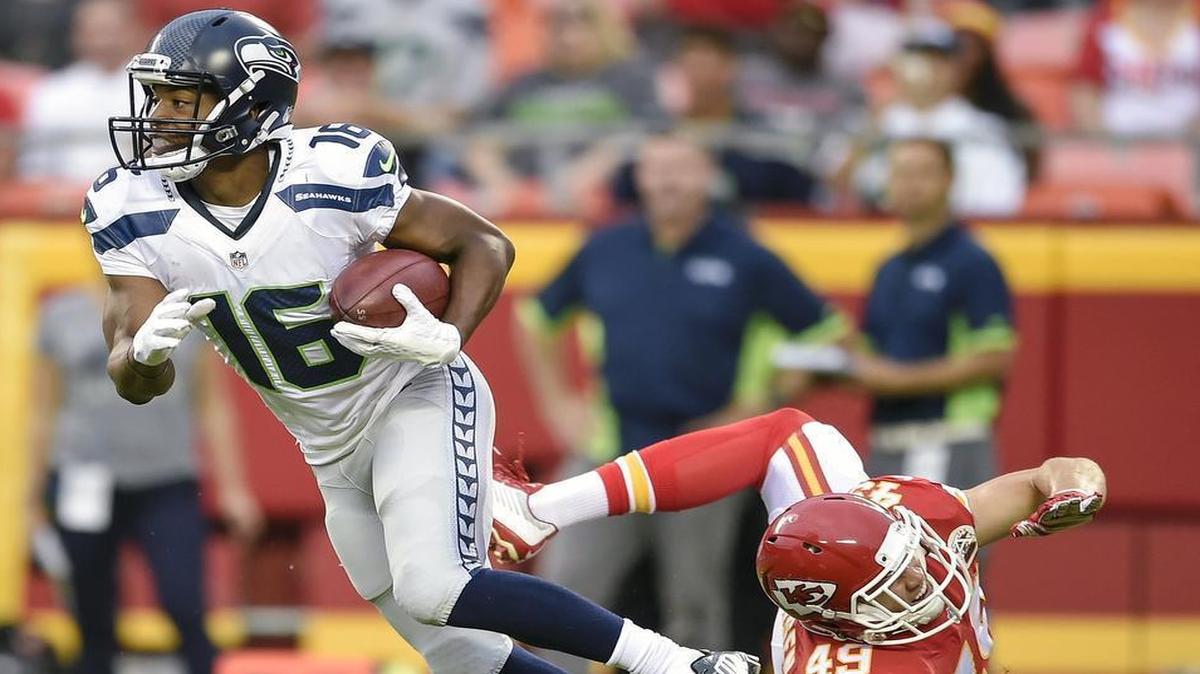 
Kansas City Chiefs defensive back Daniel Sorensen couldn’t catch Seattle Seahawks wide receiver Tyler Lockett on a 14-yard punt return in the first quarter Friday at Arrowhead Stadium. Lockett, a former Kansas State star, has filled a need for the Seahawks, who last year ranked 30th in average kickoff returns.
