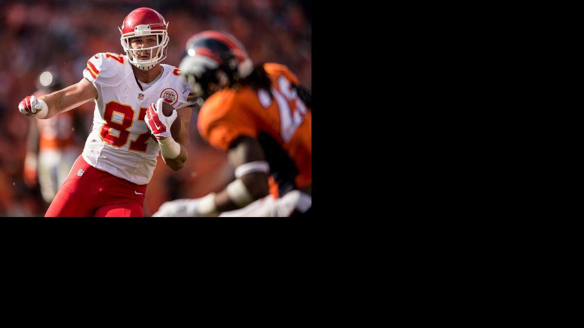 One of tight end Travis Kelce’s four receptions Sunday came in the fourth quarter for 24 yards. Kelce logged at least 31 offensive snaps, as opposed to 18 last week.