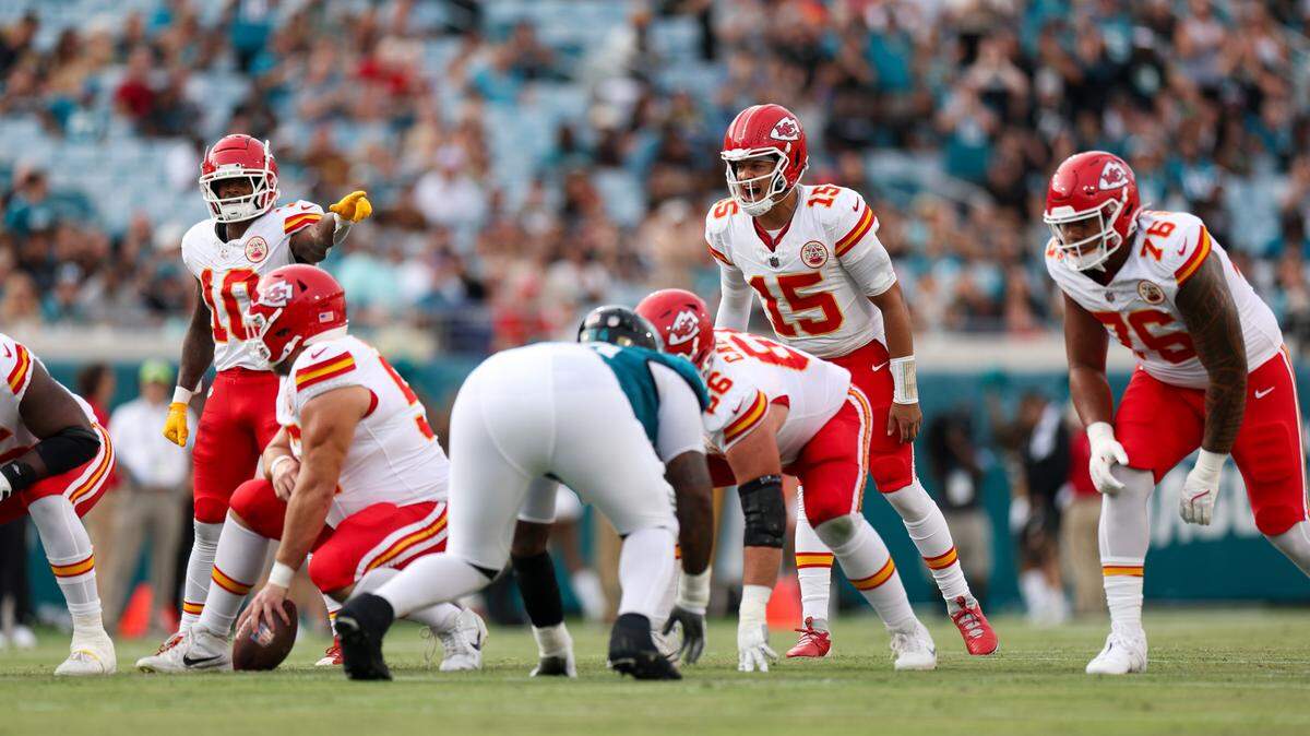 Kansas City Chiefs quarterback Patrick Mahomes (15) calls a play at the line against the Jacksonville Jaguars in the first quarter during preseason on Aug, 10, 2024 at EverBank Stadium in Jacksonville, Florida.
