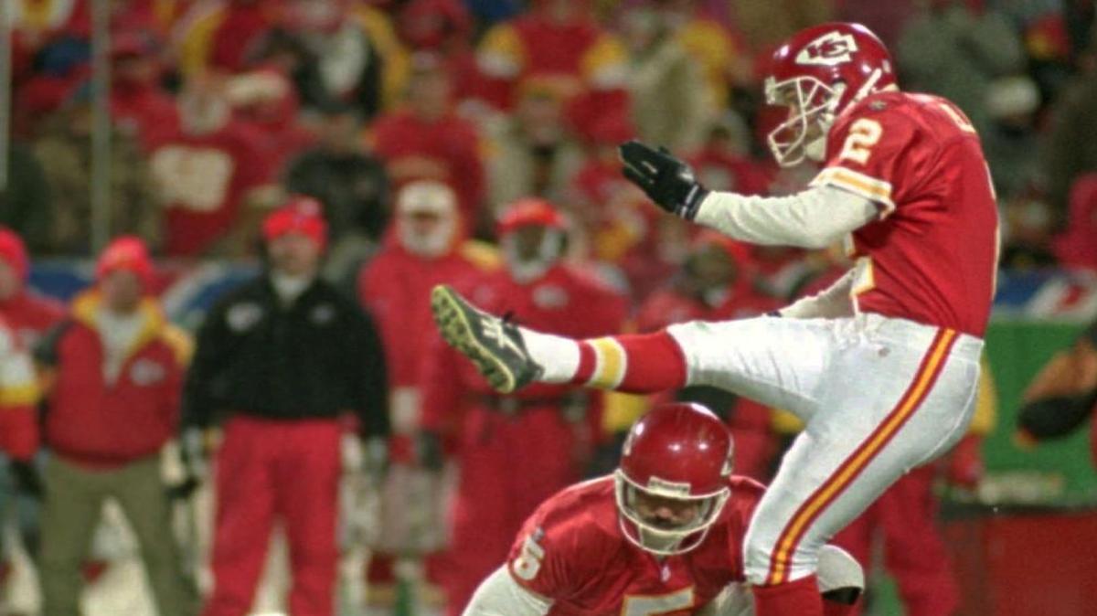 Kansas City Chiefs kicker Lin Elliott missed a 42-yard field goal in the final minutes of an AFC Divisional playoff game against the Indianapolis Colts on Jan. 7, 1996.