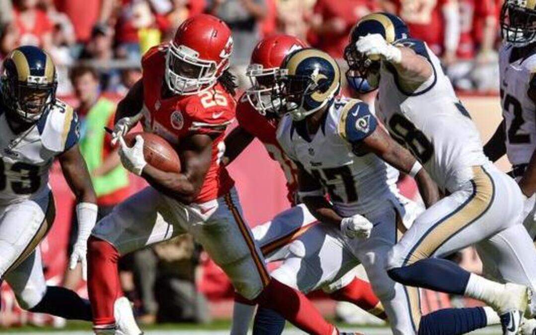 
Chiefs running back Jamaal Charles outran Rams defenders on his way to a 36-yard touchdown in the fourth quarter of Sunday’s game at Arrowhead Stadium.

