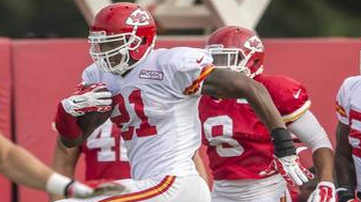 
It may be a matter of time before Chiefs cornerback Sean Smith, who started 15 games last year and returned an interception for a touchdown in the preseason opener, will regain his spot in the starting lineup.
