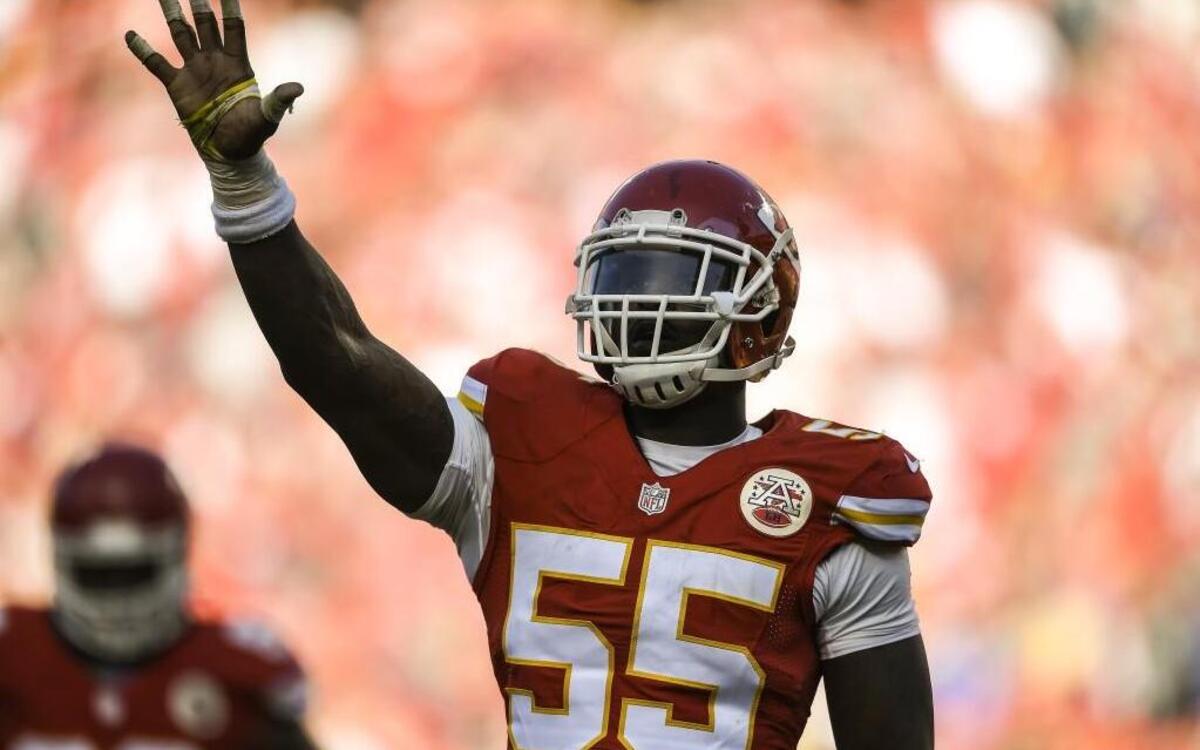Chiefs outside linebacker Dee Ford said he's fully healthy after a back injury plagued his 2017 season.
