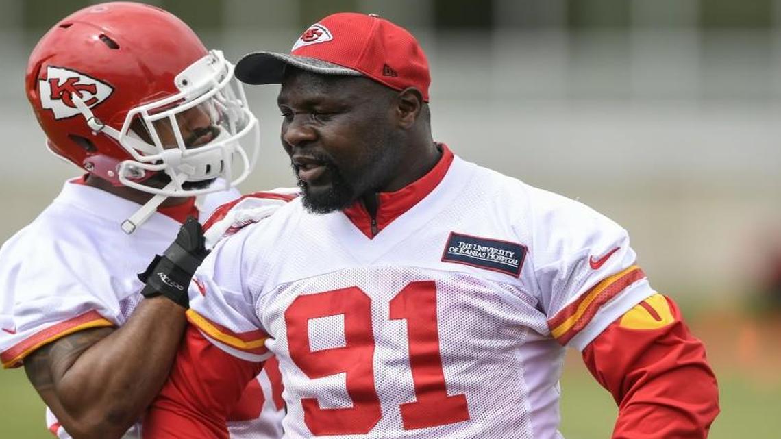 Chiefs linebacker Tamba Hali, right, was uncharacteristic in airing his grievances with the Chiefs publically over the weekend. On Monday, Andy Reid expressed displeasure about the outburst but indicated that he still appreciates Hali’s fire.
