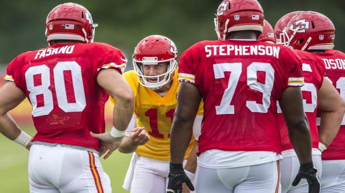 
Chiefs quarterback Alex Smith and his fellow signal-callers need to have a sharp memory to work through the intricate playcalls required in Andy Reid’s elaborate offense.
