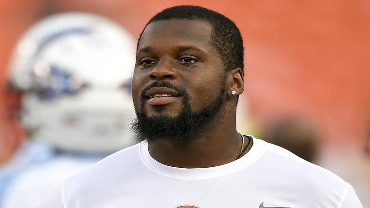 Kansas City Chiefs linebacker Reggie Ragland on the sidelines prior to NFL preseason action against the Tennessee Titans on August 31, 2017, at Arrowhead Stadium.