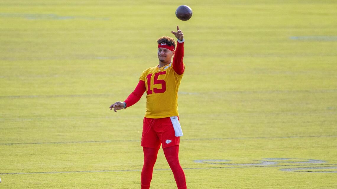 How much will Patrick Mahomes & Chiefs starters play in preseason game vs. Cardinals?