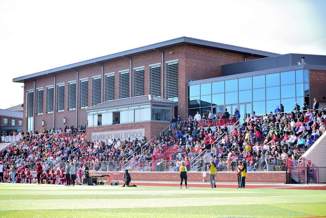 The Kansas City Glory had nearly 800 fans come out to their season opener on March 28 vs. the Seattle Majestics. It set a new franchise attendance record for the team.
