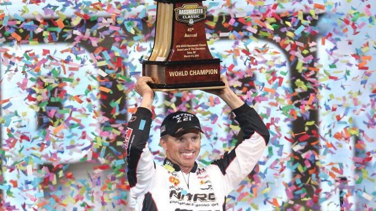 Edwin Evers hoisted the trophy Sunday after winning the Bassmaster Classic on Grand Lake in northern Oklahoma.
