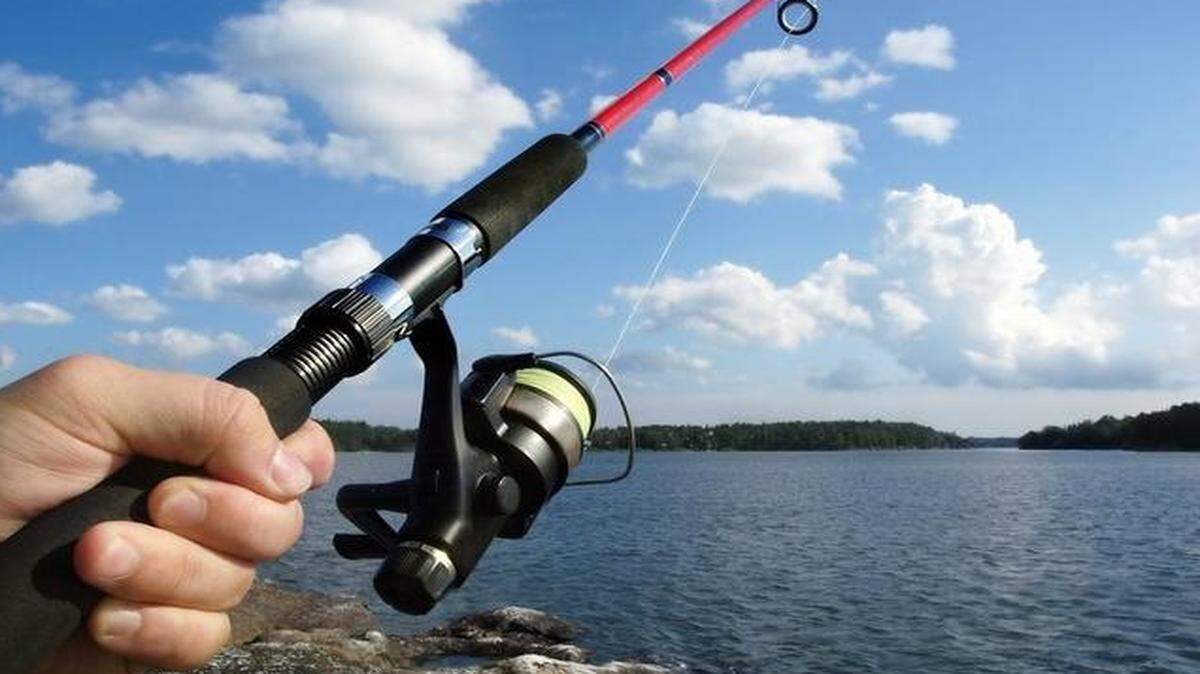 
One day soon, it will be time to go fishing in a lake on a warm day.
