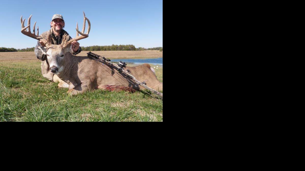 
Royals pitcher Luke Hochevar, who is recovering from Tommy John surgery, hopes to spend part of his fall celebrating playoff baseball and the other part hunting waterfowl and trophy deer.
