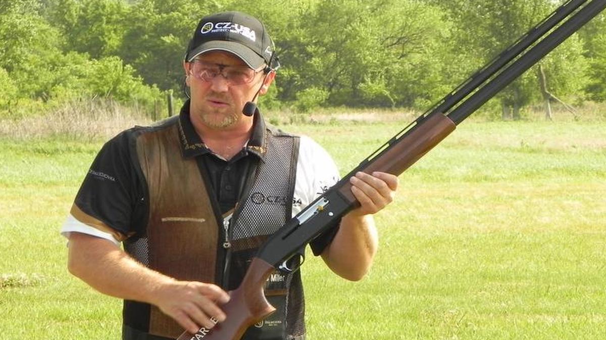 
Dave Miller of Grain Valley will attempt to set a world record Saturday night by breaking 3,000 clay targets in an hour.
